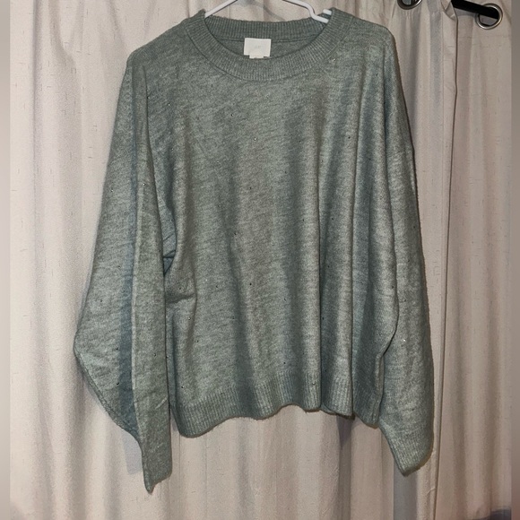 Mint green H&M sweater with a little twinkle! - Picture 5 of 8